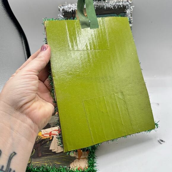 Vintage 1950s Children’s Story Book Page displays kitschy golden book Christmas - Picture 5 of 7